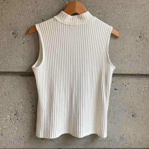 Liverpool Los Angeles Rib Knit Top - Picture 4 of 7